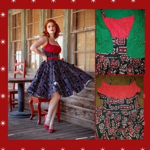 *Holiday colours* Pinup Girl swing dress w/pockets